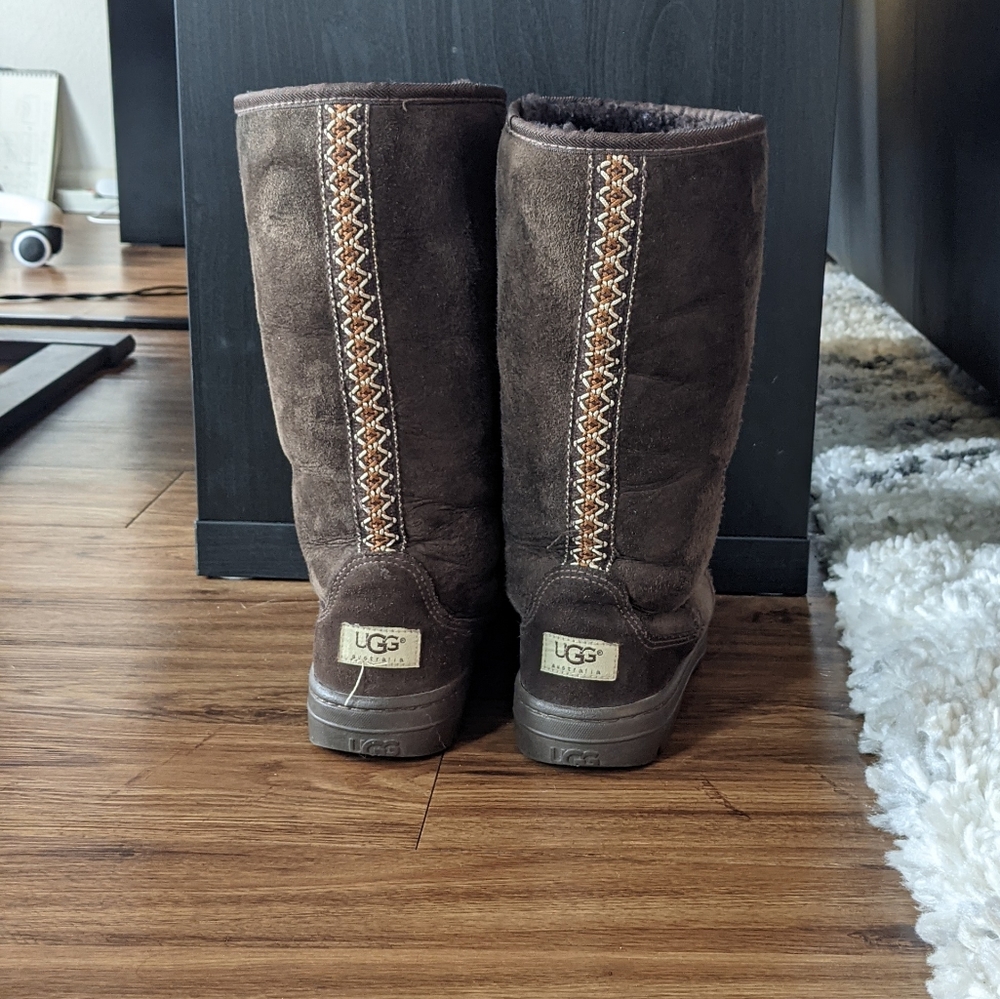 UGG brown braid boots, size 7